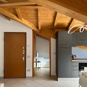  Apartamento La Fossola - Vicino Al Bernina Express