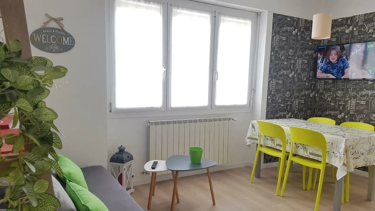 Le Stanze Del Trenino Rosso Apartment Tirano